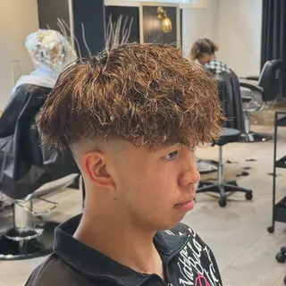 パーマ 🍒しの🍒 ハイトーン/カットのヘアスタイル