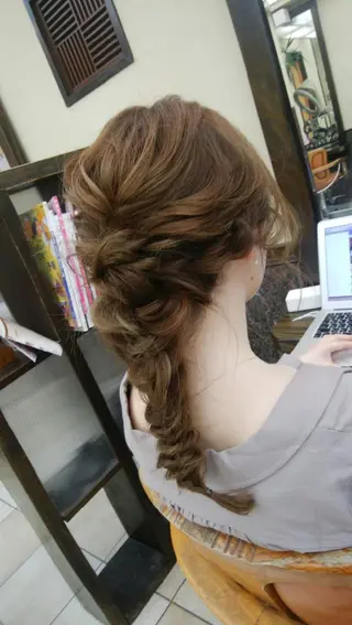 ロング ヘアアレンジ 菅原 綾のヘアスタイル