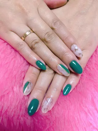 ネイル NAILWISH所属・橋本 千智のネイルデザイン