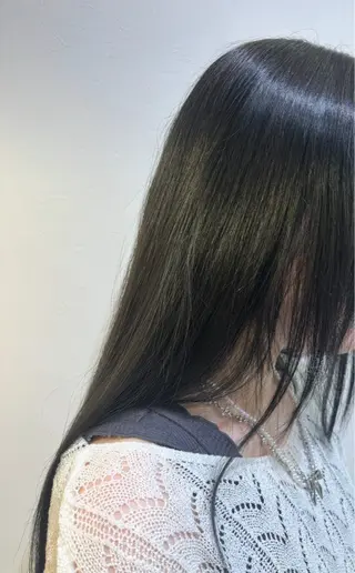 ロング カラー 髙橋 真央のヘアスタイル