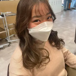 ロング カラー 松永 梨央のヘアスタイル