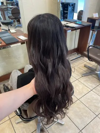 ロング 桑田 新菜のヘアスタイル