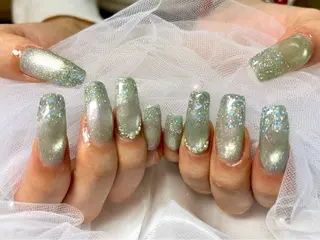 ネイル Queennail 北堀江megumiのネイルデザイン