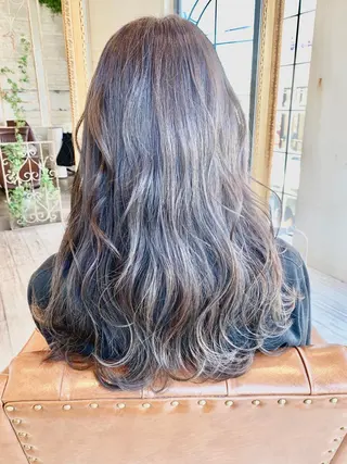 ロング カラー DECORA sweet(川越)所属・坪田 彩花のヘアスタイル