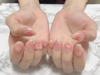 ネイル はな💎ネイル ワンホン、長さ出しのネイルデザイン