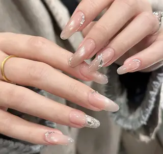 ネイル Pure&Rich Nailのネイルデザイン