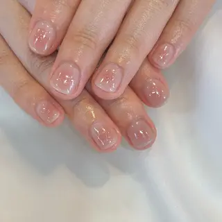 ショート Feminine Nailのネイルデザイン
