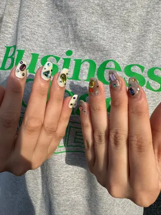 ネイル 佐藤 穂乃香のネイルデザイン