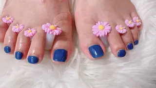 ネイル Amoureuse Satomiのネイルデザイン