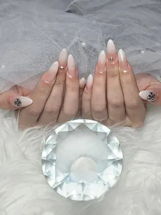 ネイル lisse所属・京免 もものネイルデザイン