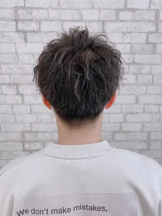 ショート ヘアアレンジ メンズ ブリーチなし艶カラー 東家のヘアスタイル