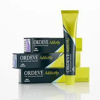 カラー 河野 佳音のヘアスタイル