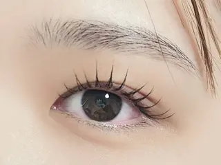 マツエク・マツパ yeon所属・烏丸御池まつ毛・眉毛 専門店|suzukaのマツエク・マツパデザイン