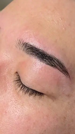 アイブロウ メンズ lala eyelash 三田/田町店所属・lala 三田/田町AOIの眉毛・アイブロウイメージ