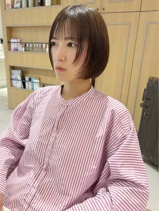 ショート カラー 齋藤 咲のヘアスタイル