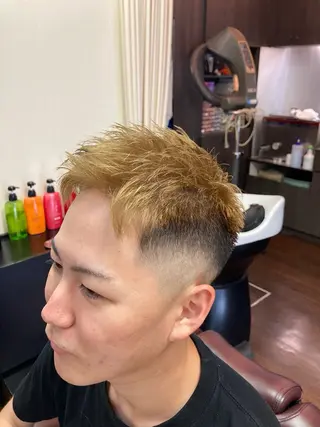 ショート メンズ フィールドヘアー所属・【メンズ専門】 オヌマジョウのヘアスタイル