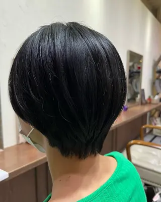 ショート 高橋 葵のヘアスタイル