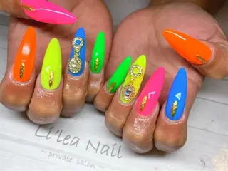 ネイル Li'leaNail AINAのネイルデザイン