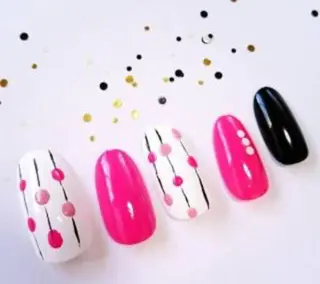 ネイル ゲン レイカのネイルデザイン