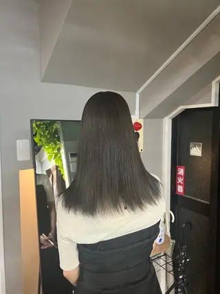 セミロング カラー est hair mar所属・艶カラー/ツイスパ/ 無造作パーマ　久保のヘアスタイル