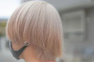 ショート カラー メンズ ケアブリーチ/ ハイトーン/牧野のヘアスタイル