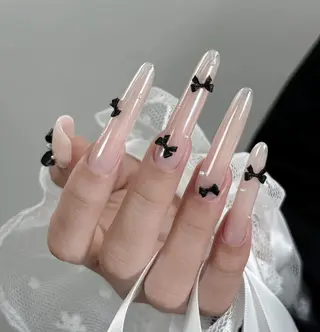 ネイル 小島 阿佑美のネイルデザイン