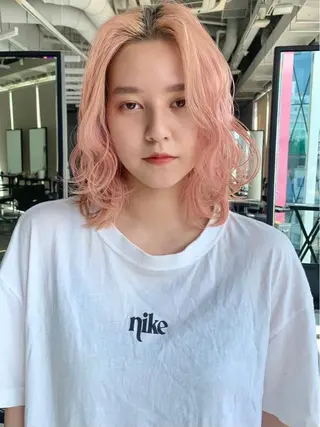 ミディアム カラー レイヤー×グレージュ /ピンク🩷mioのヘアスタイル