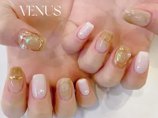 ミディアム VENUS Nail ★池袋徒歩2分のネイルデザイン