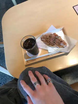 セミロング カラー パーマ ヘアアレンジ メンズ キッズ ネイル マツエク・マツパ アイブロウ アニメ,Vオタク× 即効痩せエステサロンのエステ・リラクイメージ