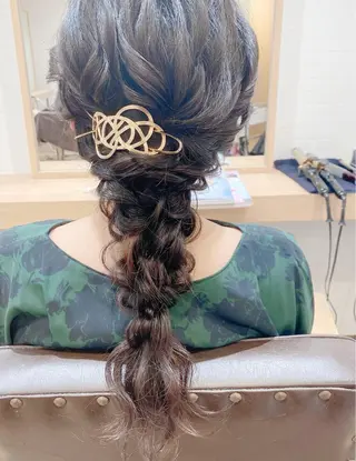 ヘアアレンジ GRANLUSSO 〜グランルッソ駅前店所属・木口 嘉美のヘアスタイル