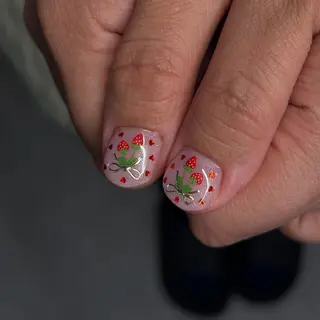 ネイル mori yuina ┆͓̽ NUDGEのネイルデザイン