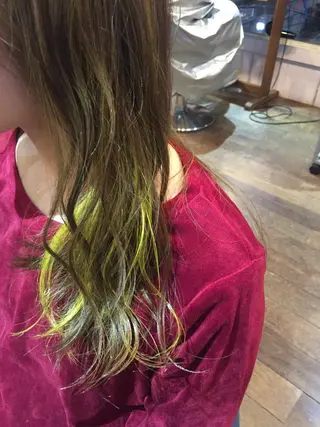 セミロング カラー 原宿サロン代表 デザインカラー伊藤卓のヘアスタイル