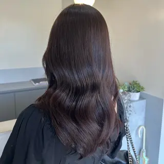 ロング カラー basho岡本 菜那のヘアスタイル