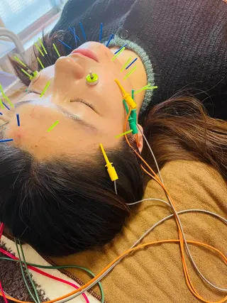 美容鍼灸サロン mahoroba院長のエステ・リラクイメージ