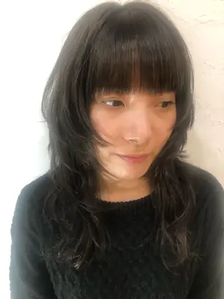 セミロング 透明感カラー🍃 レイヤースタイル✨葵のヘアスタイル