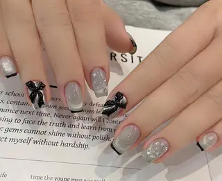 ネイル RAFFINE haru🦋🩵のネイルデザイン