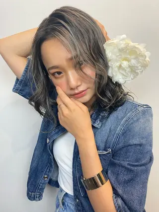 セミロング LATTE  渋谷所属・♡レイヤーカット れお♡のヘアスタイル