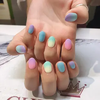 ネイル Guarendo錦糸町店所属・ガレンドウ 白澤 愛子のネイルデザイン