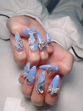 ネイル Nail Salon L'arc所属・💊大阪/心斎橋 moni🧠のネイルデザイン