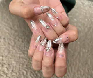 ネイル ✴︎ Delightのネイルデザイン