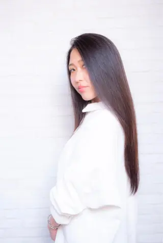 ロング 勝沼 佑季のヘアスタイル