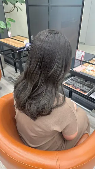 セミロング カラー 高松 沙耶のヘアスタイル