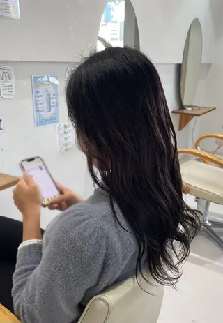 ロング カラー ４ｃｍ諸江店所属・澤野 祐羽のヘアスタイル