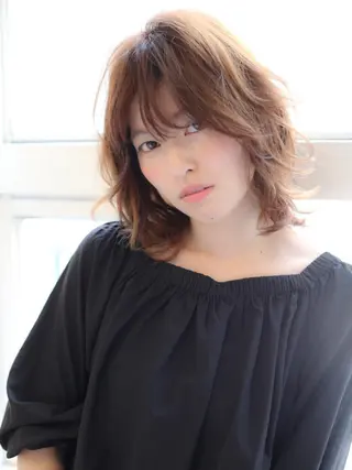 ミディアム 石渡このみ 🍊レイヤーカットのヘアスタイル