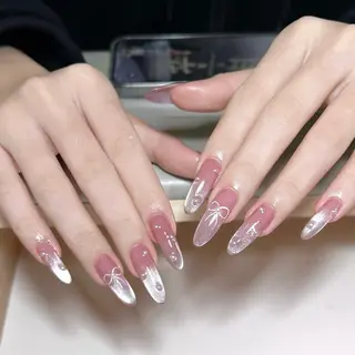 ネイル Iris Nail所属・akige akigeのネイルデザイン