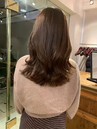 セミロング カラー 透明感/オリーブ/ グレージュ/YUKAのヘアスタイル