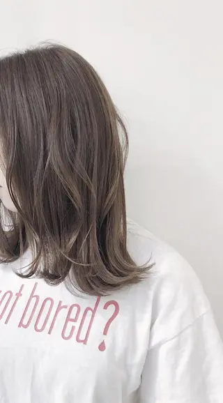 ミディアム カラー 草間 大輝のヘアスタイル