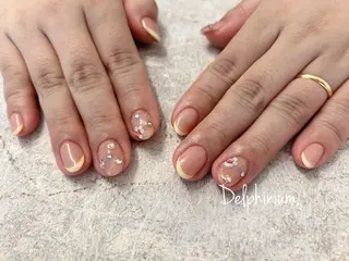 ネイル 岡本 友恵のネイルデザイン