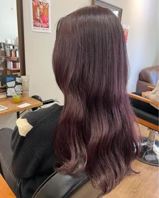 カラー イシイ ハルナ 🤍のヘアスタイル