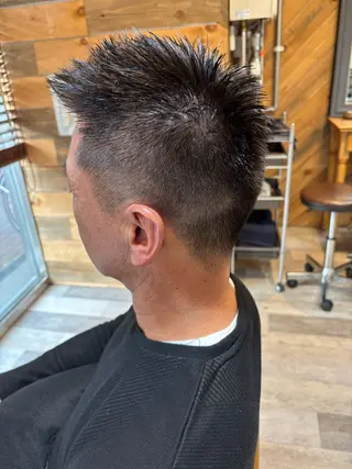 ショート 岡本樹一 🍁のヘアスタイル